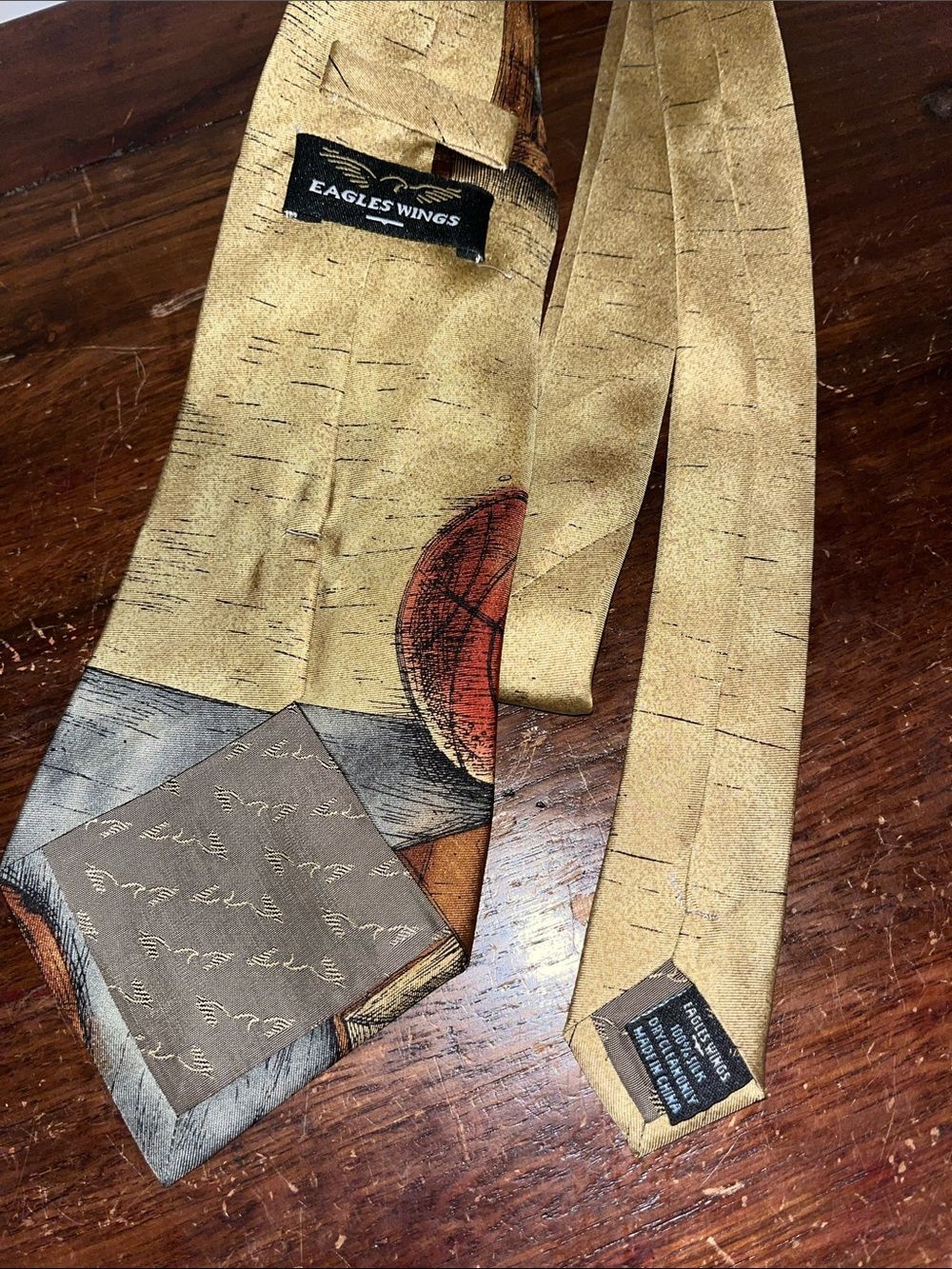 Vintage North Carolina State Wolfpack 100% silk football sports theme neck tie - Picture 4 of 4